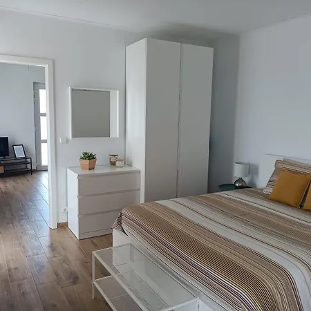 Apartment Incontri